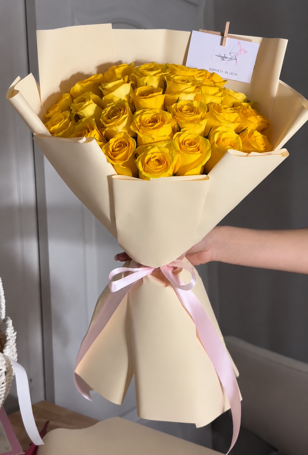 Luxury wrapped yellow roses 🌼