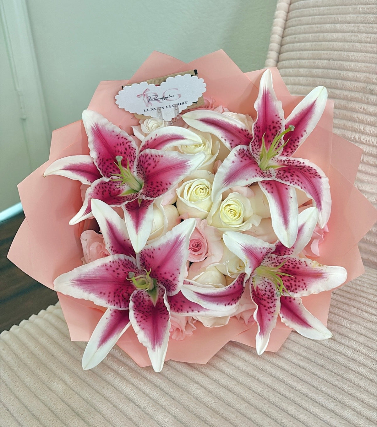 Rosé & Lily Bloom 🩷